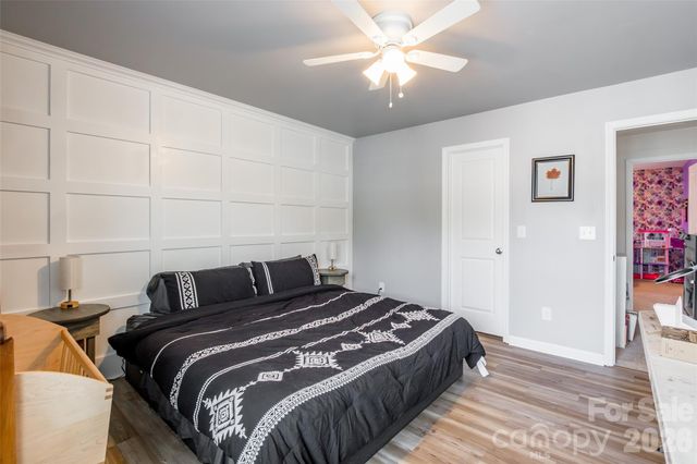 16113 Aryshire Green Court, Charlotte, NC 28273