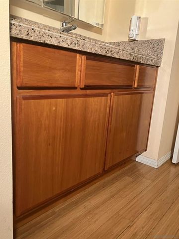 7360 Calle Cristobal 108, San Diego, CA 92126