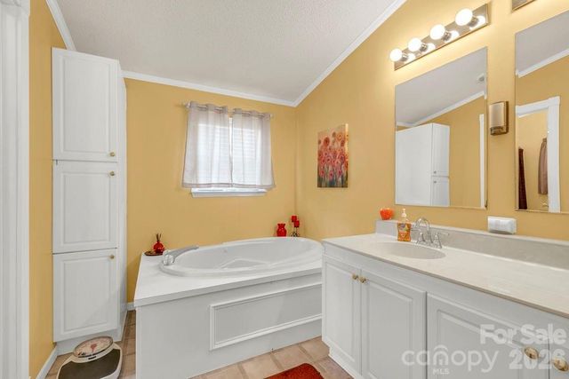 401 Lynn Gap Road, Spruce Pine, NC 28777