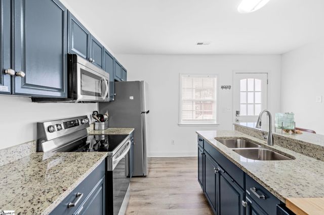 900 Green Avenue, Greenville, SC 29605