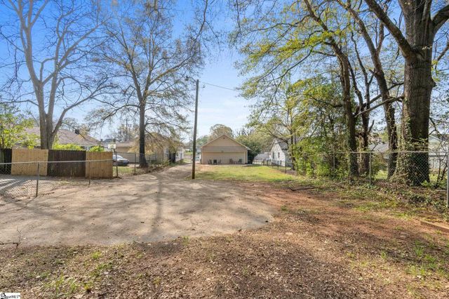 900 Green Avenue, Greenville, SC 29605