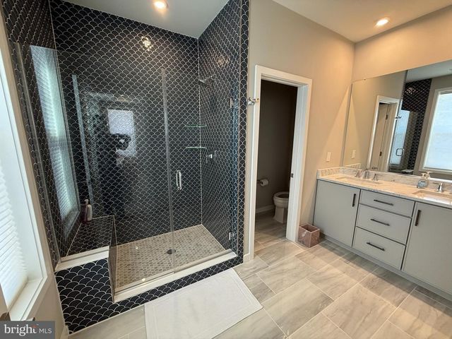 7567 SAWYER FARM WAY, Mclean, VA 22102