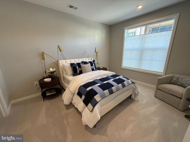 7567 SAWYER FARM WAY, Mclean, VA 22102