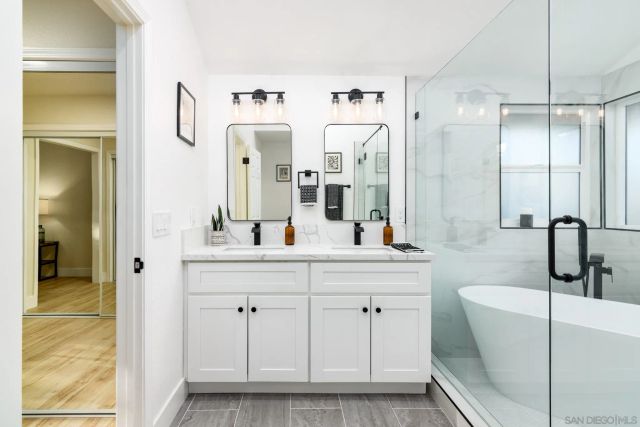 10314 Oak Ranch Ln, Escondido, CA 92026