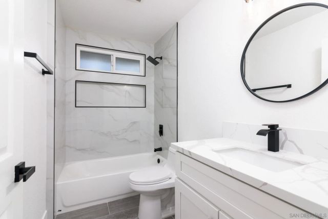 10314 Oak Ranch Ln, Escondido, CA 92026