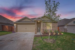 510 Sixpence LN, Georgetown, TX 78628