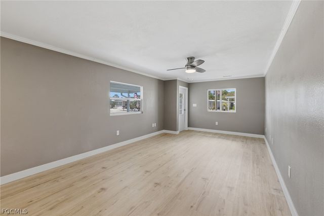 312 Nicklaus BLVD, North Fort Myers, FL 33903