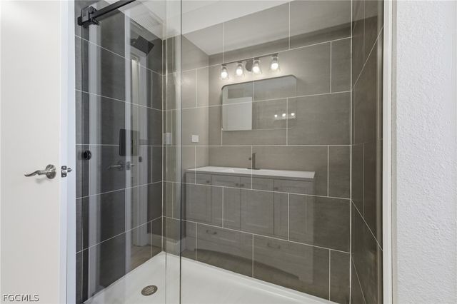 312 Nicklaus BLVD, North Fort Myers, FL 33903