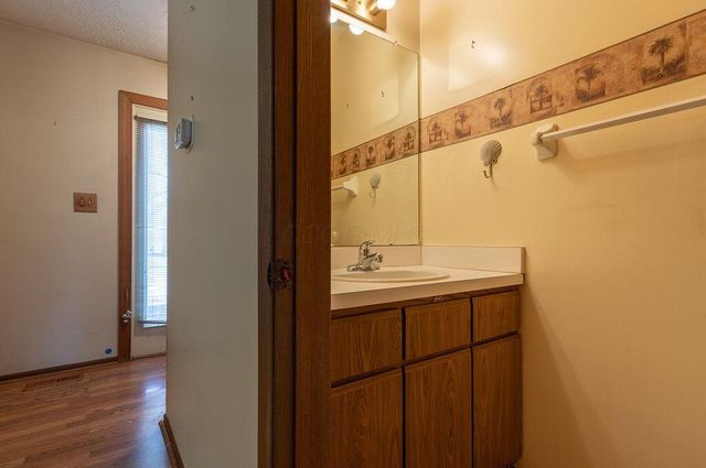 819 Crofton Place, Reynoldsburg, OH 43068