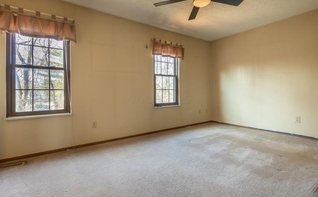 819 Crofton Place, Reynoldsburg, OH 43068