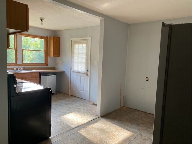109 Red Tip Drive, Westminster, SC 29693
