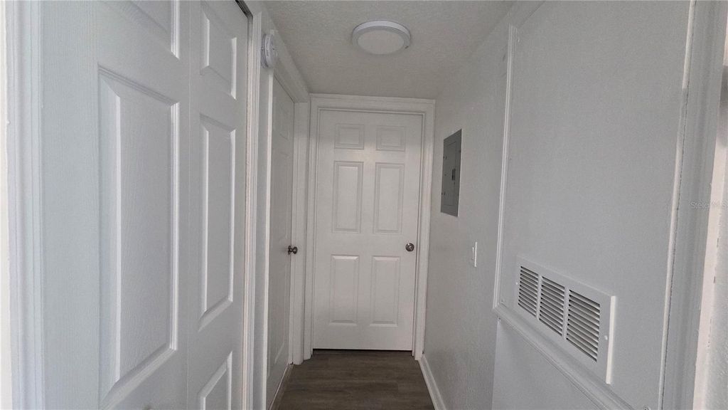 Image 27 of property listing at 14013 FAIRWAY ISLAND DRIVE 415, Orlando, FL 32837