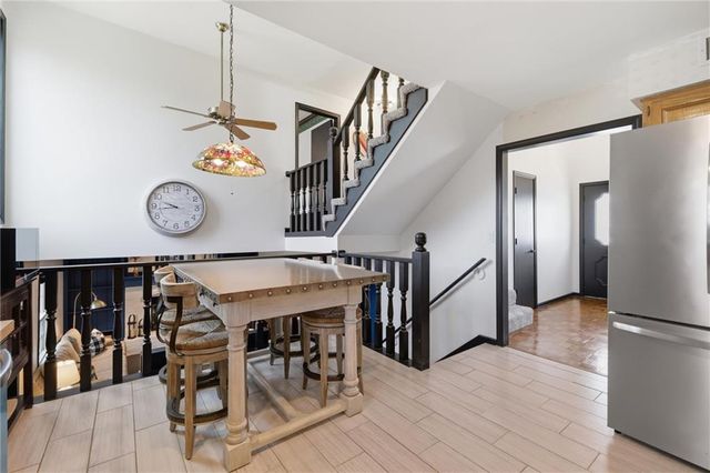 11520 Robinson Street, Overland Park, KS 66210