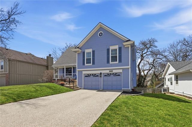 11520 Robinson Street, Overland Park, KS 66210