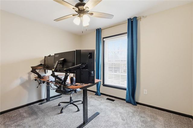 11520 Robinson Street, Overland Park, KS 66210