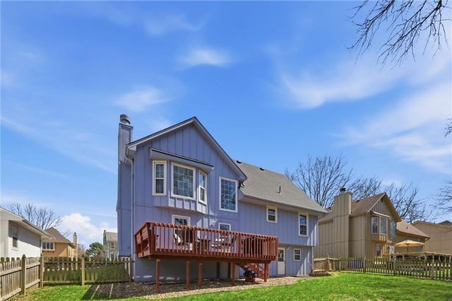 11520 Robinson Street, Overland Park, KS 66210