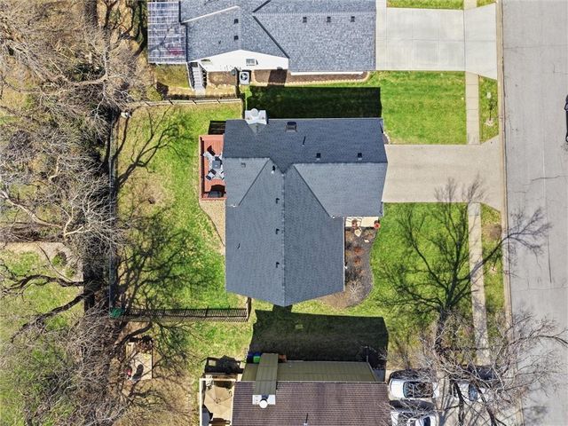 11520 Robinson Street, Overland Park, KS 66210