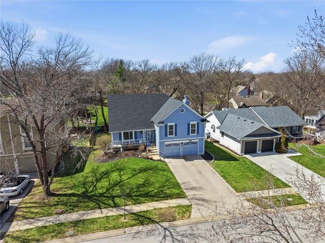 11520 Robinson Street, Overland Park, KS 66210