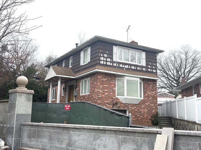 46-27 Overbrook Street, Douglaston, NY 11362