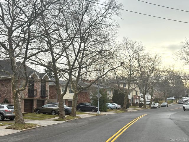 46-27 Overbrook Street, Douglaston, NY 11362