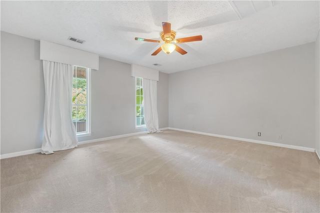 376 Doe Lane, Mansfield, GA 30055