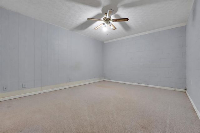 376 Doe Lane, Mansfield, GA 30055
