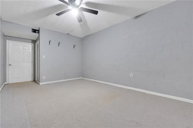 376 Doe Lane, Mansfield, GA 30055