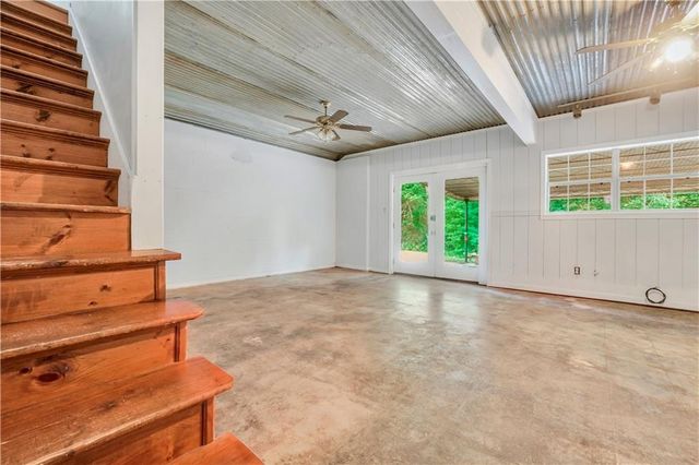 376 Doe Lane, Mansfield, GA 30055