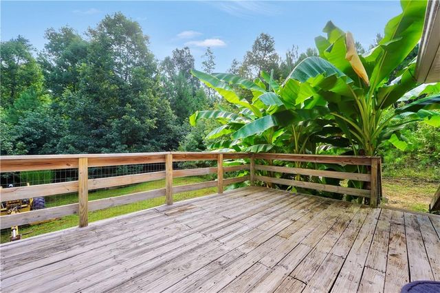 376 Doe Lane, Mansfield, GA 30055