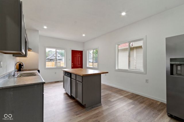 55 N Chester Avenue, Indianapolis, IN 46201