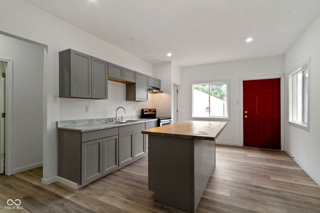 55 N Chester Avenue, Indianapolis, IN 46201