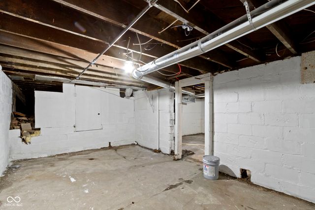 55 N Chester Avenue, Indianapolis, IN 46201