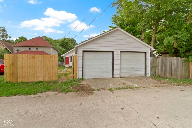 55 N Chester Avenue, Indianapolis, IN 46201