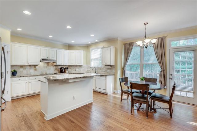 4214 Balmoral Glen Drive, Berkeley Lake, GA 30092