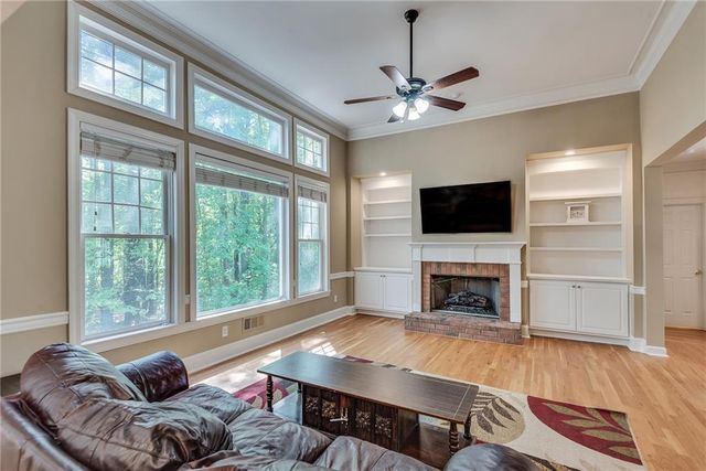 4214 Balmoral Glen Drive, Berkeley Lake, GA 30092