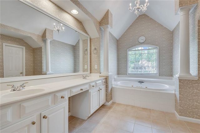 4214 Balmoral Glen Drive, Berkeley Lake, GA 30092