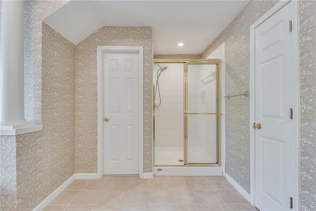 4214 Balmoral Glen Drive, Berkeley Lake, GA 30092