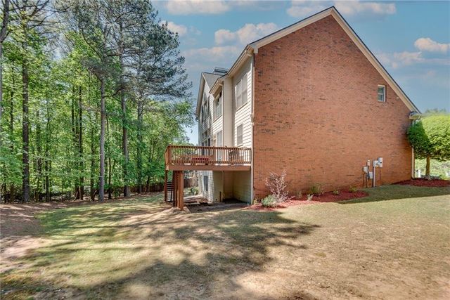 4214 Balmoral Glen Drive, Berkeley Lake, GA 30092