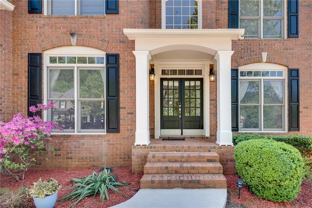 4214 Balmoral Glen Drive, Berkeley Lake, GA 30092