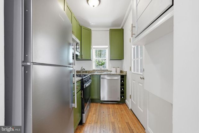 1823 GALES ST NE, Washington, DC 20002