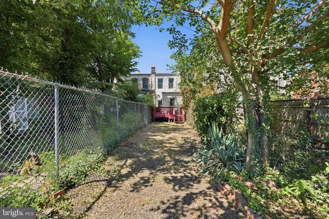1823 GALES ST NE, Washington, DC 20002