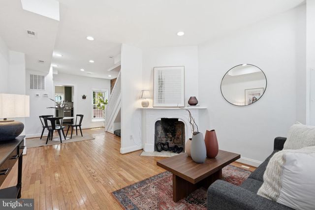 1823 GALES ST NE, Washington, DC 20002