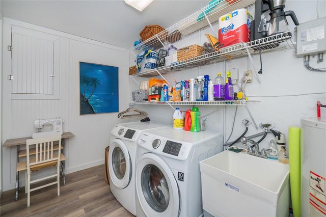 443 BELMONT AVENUE, Venice, FL 34293