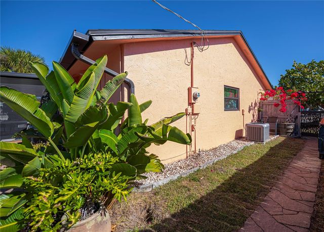 443 BELMONT AVENUE, Venice, FL 34293