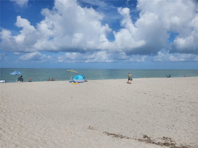 443 BELMONT AVENUE, Venice, FL 34293