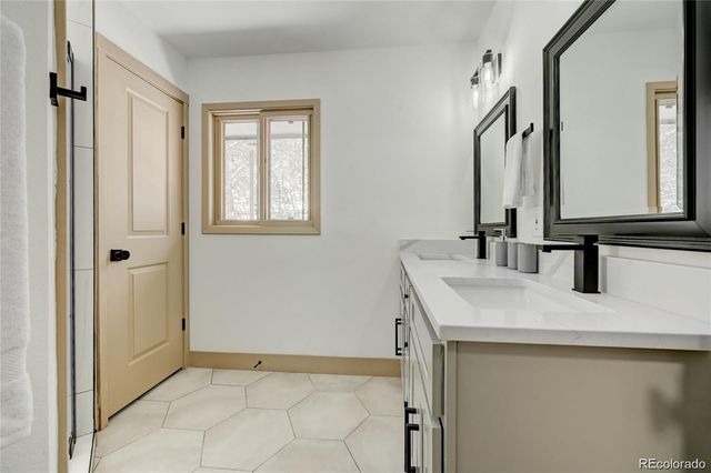 11710 Spruce Canyon Circle, Golden, CO 80403
