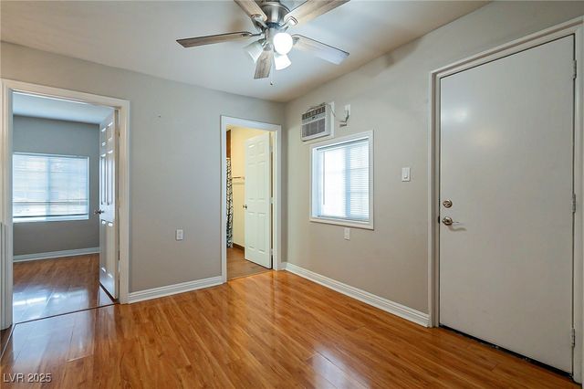 2013 Las Verdes Street, Las Vegas, NV 89102