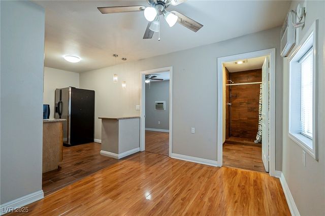 2013 Las Verdes Street, Las Vegas, NV 89102