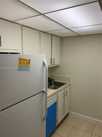 5831 Washington Street 45, Hollywood, FL 33023