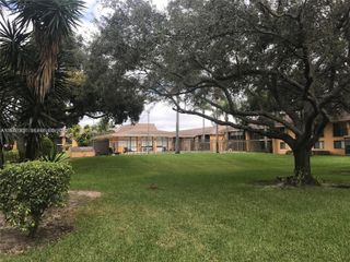 5831 Washington Street 45, Hollywood, FL 33023